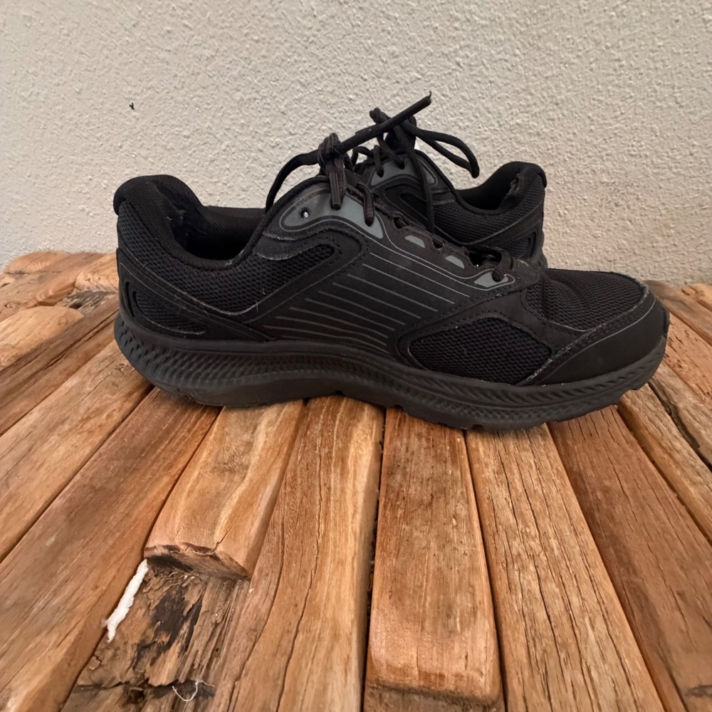 Skechers GOrun Consistent 9.5 Black Sneakers 128606 BBK Athletic Running Shoes